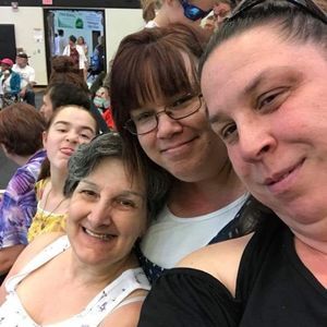 Meet your Posher, Marie